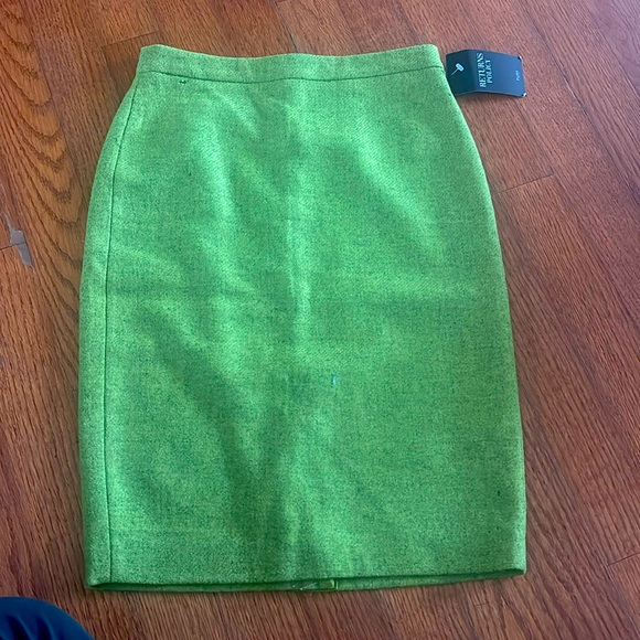 Pure Collection Dresses & Skirts - NWT Pure Collection Wool Tweed Skirt